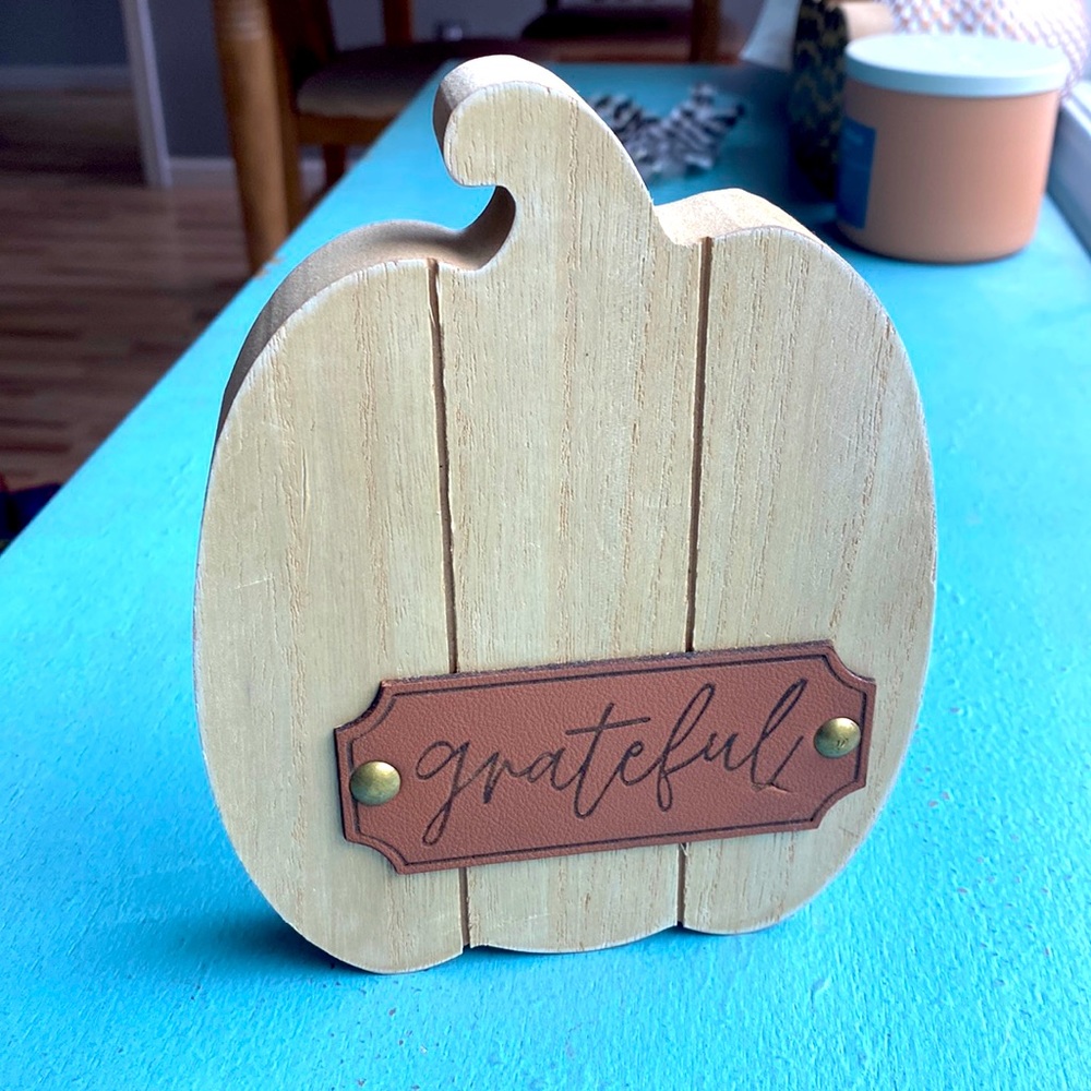 Wooden “Grateful” Pumpkin Decor